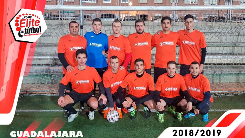 CUÁDRUPLE EMPATE POR EL 2º PUESTO. LIGA TECNOCASA 1ª